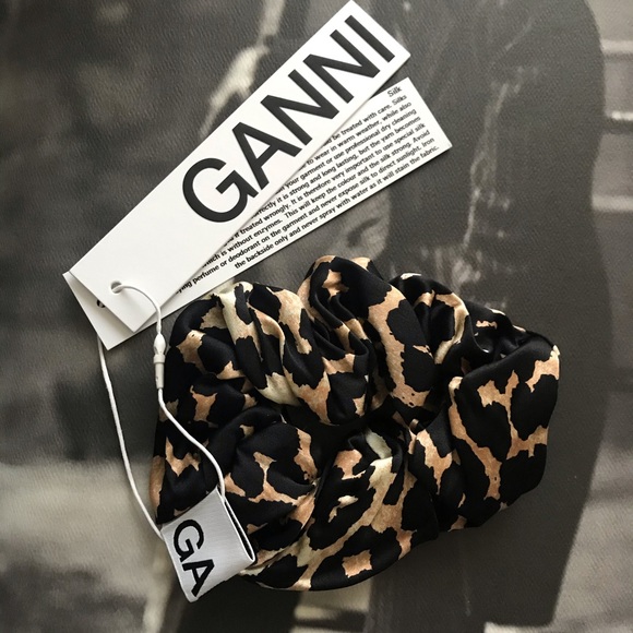 GANNI Leopard Scrunchie from LA hipster shop SOLD - Picture 6 of 8